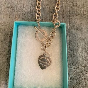 Tiffany & Co toggle necklace